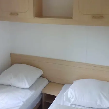 Mobil Place 26 Campsite