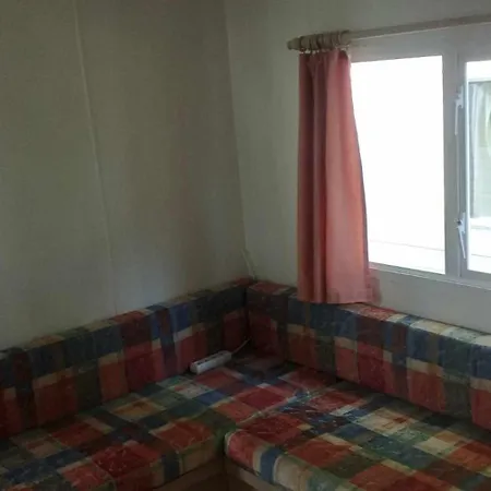 Mobil Place 26 * Villegusien-le-Lac